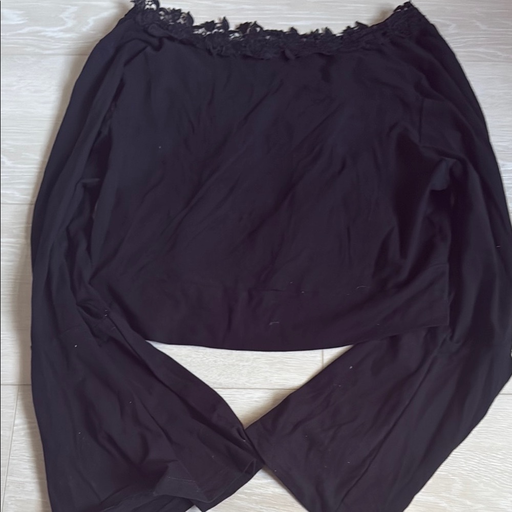 3/$10 Black Floral Crochet Detail Bell Sleeve Blouse - Picture 7 of 7